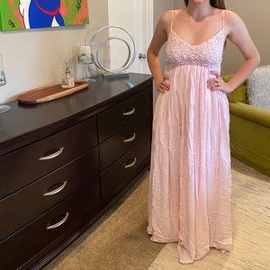 Soft pink maxi dress ✨ size XS